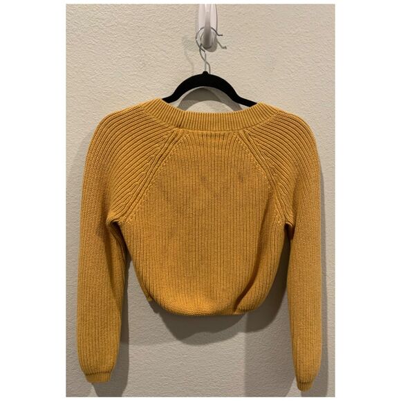 KENDALL & KYLIE Mustard Long Sleeve Lace Up V Neck Cropped Sweater - Picture 3 of 3